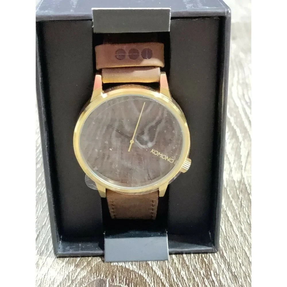 Komono Mens Watch The Winston Leather Strap 41m W2021 Stainless Steel